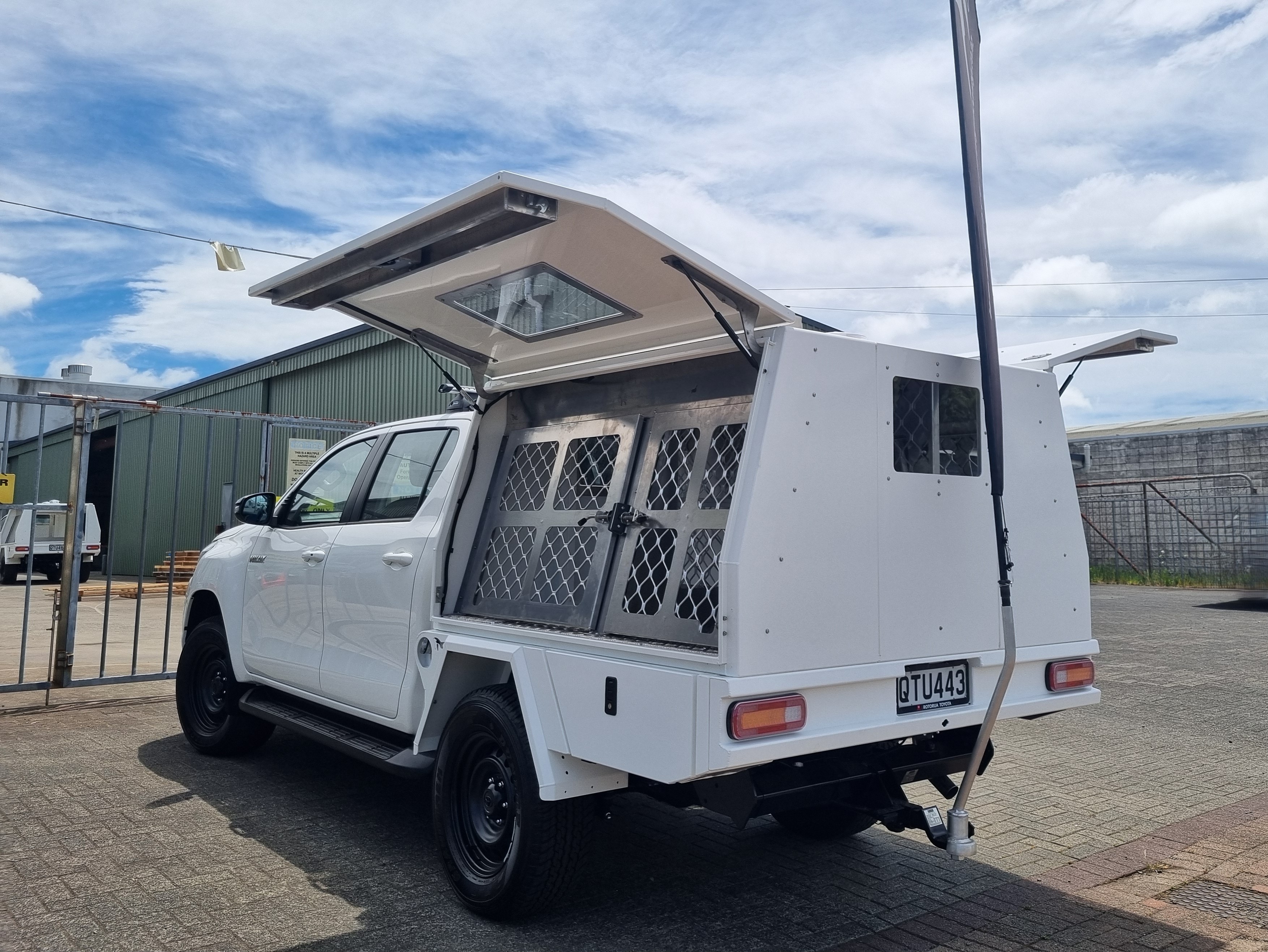 Service Body interior